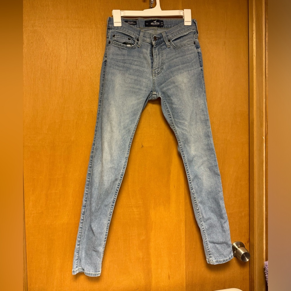 HOLLISTER Men’s jeans 26x30